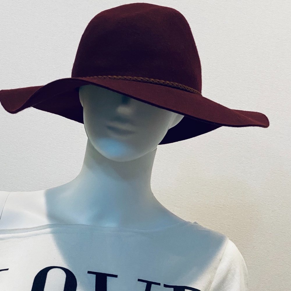 Trending Chic Burgundy Hat